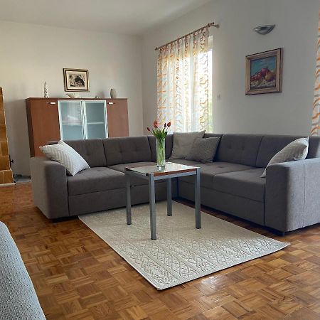 Apartman Noni Biograd Na Moru Eksteriør billede