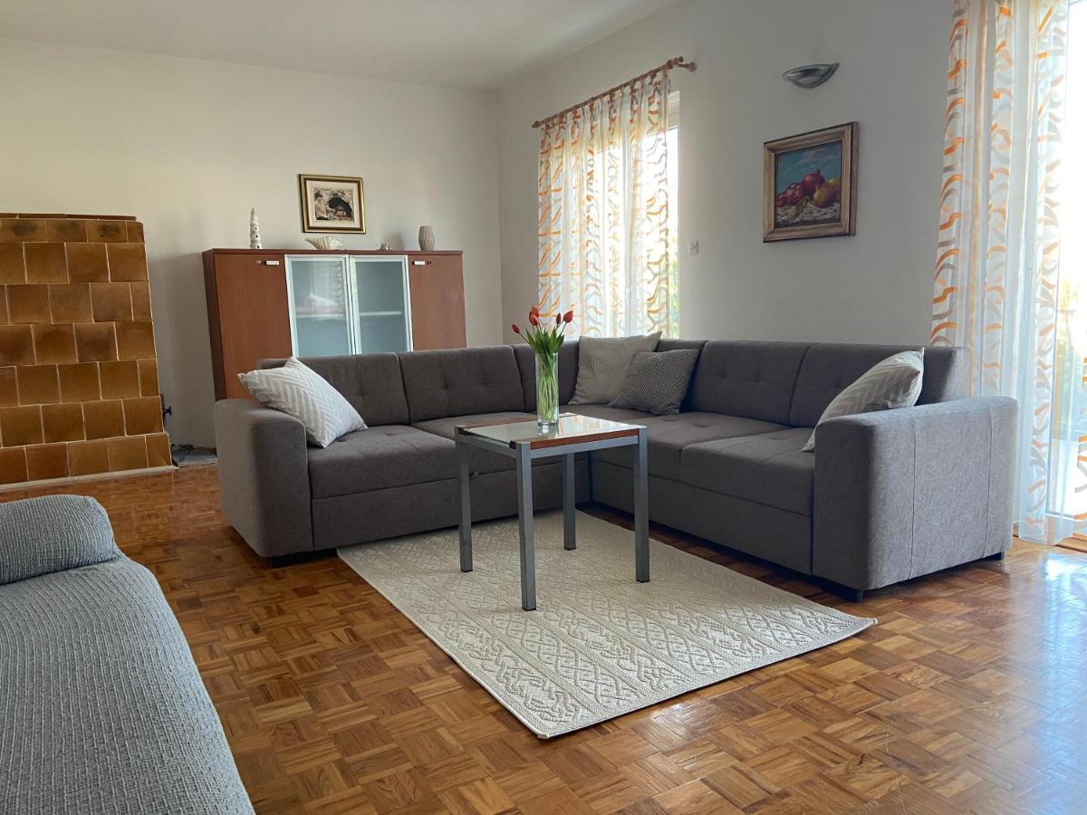Apartman Noni Biograd Na Moru Eksteriør billede
