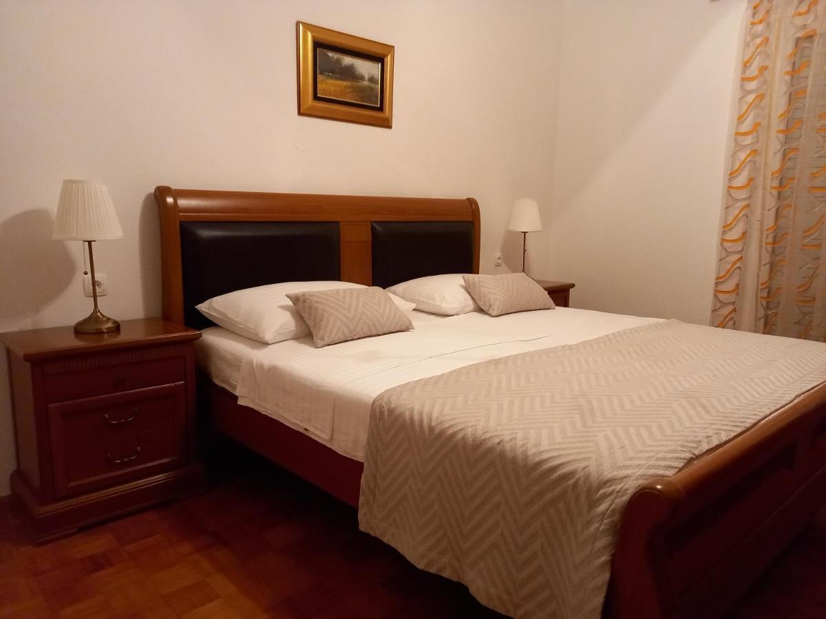 Apartman Noni Biograd Na Moru Eksteriør billede