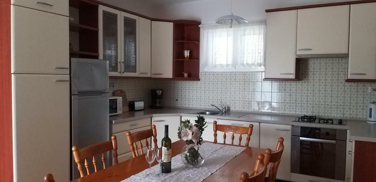 Apartman Noni Biograd Na Moru Eksteriør billede